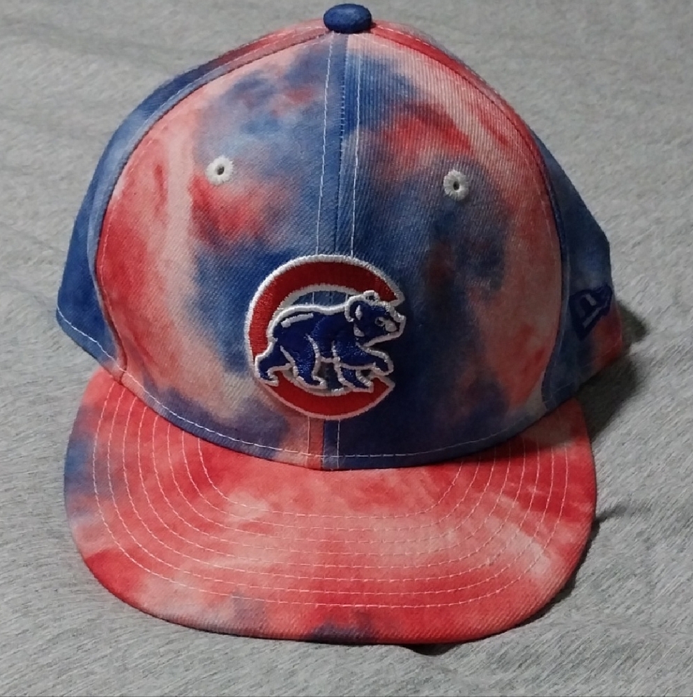 New Era Youth Tie Dye Red And Blue CUBS Hat
